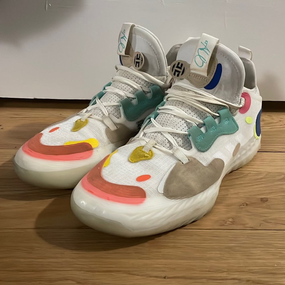 Great shoes just grew out of them and dont want them to sit around